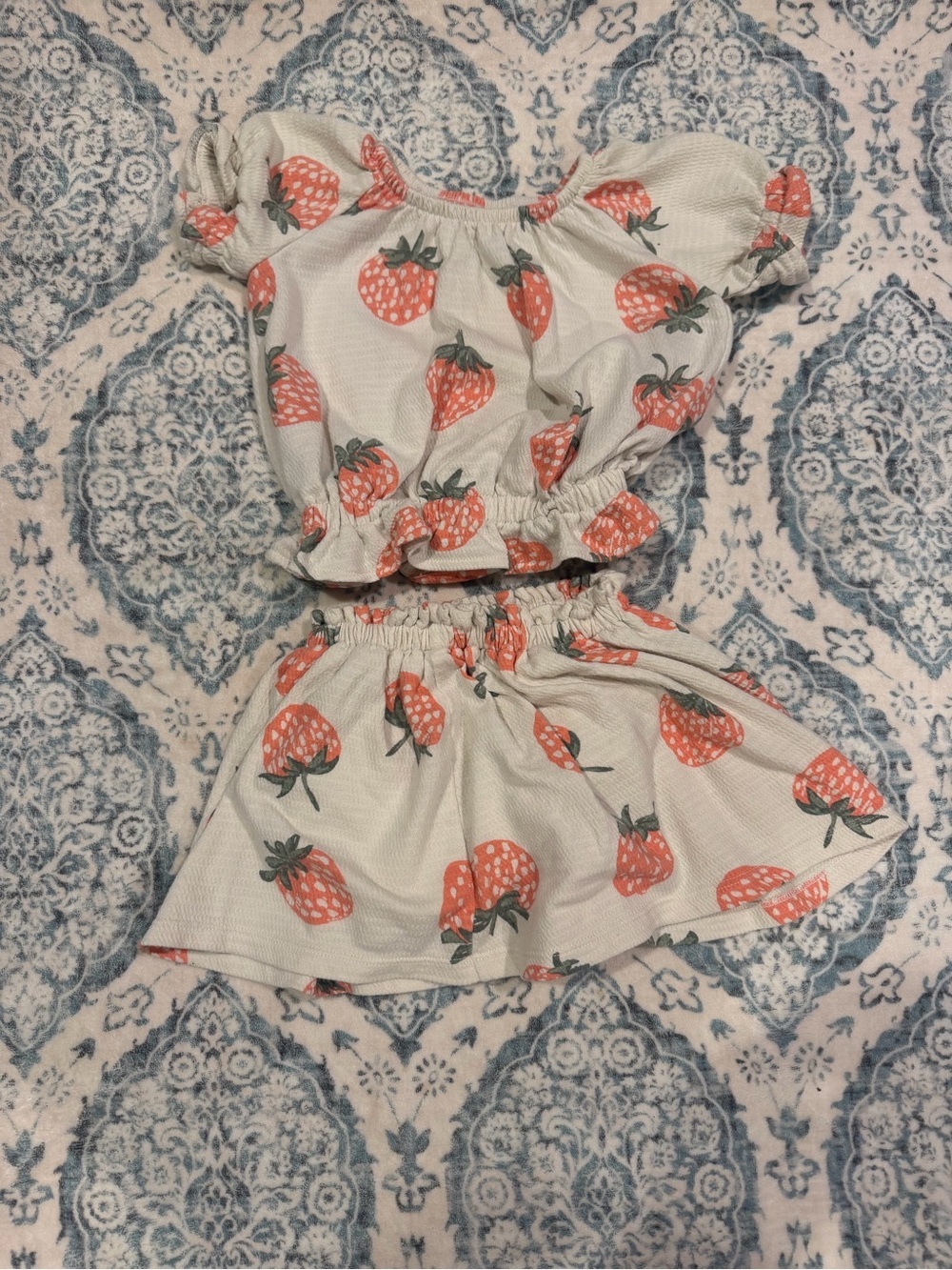 GAP Strawberry Print Matching Top and Skirt in Cream and Coral